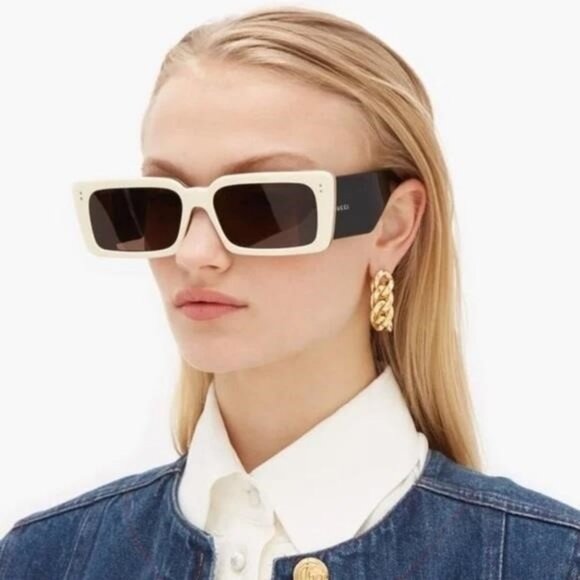 Gucci GG0543S 002 Ivory Black Oversized Rectangular Sunglasses Brown Lens - Picture 1 of 12